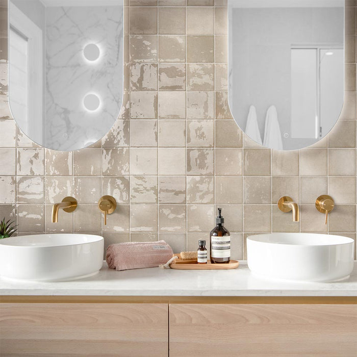 Tetra Origin Clay - Gloss Finish - Lifestyle