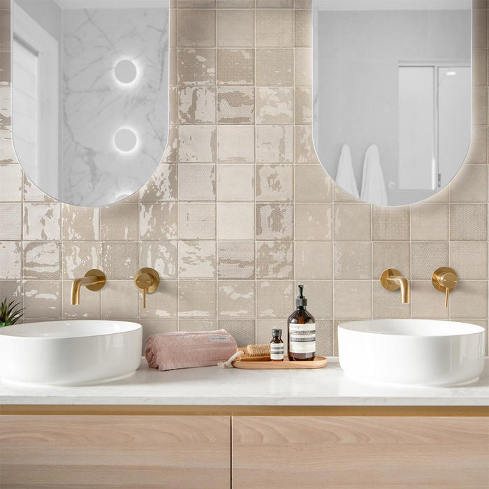 Tetra Fusion Clay - Gloss Finish - Lifestyle