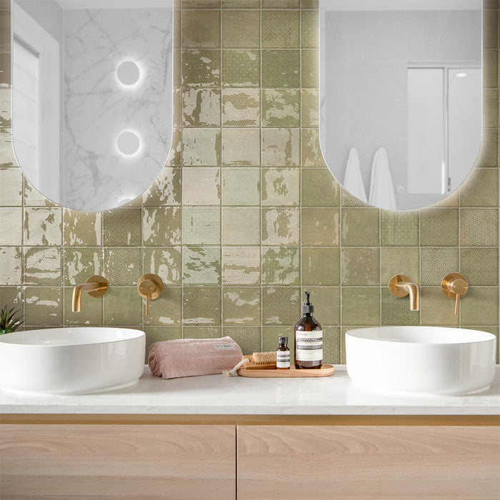 Tetra Fusion Spanish Olive - Gloss Finish - Lifestyle