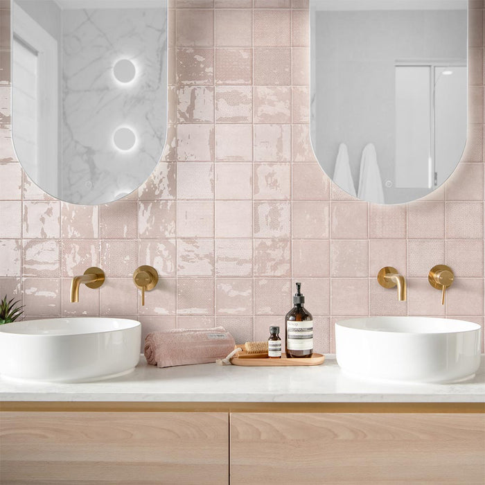Tetra Fusion Dried Petal - Gloss Finish - Lifestyle