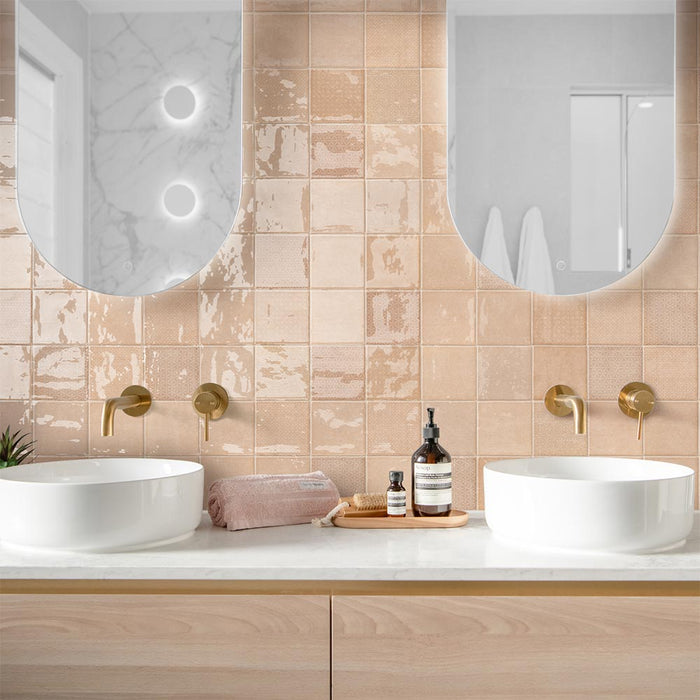 Tetra Fusion Clementine - Gloss Finish - Lifestyle