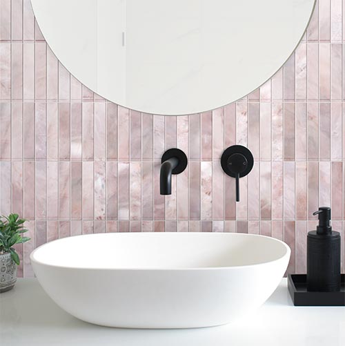Lume Fingers Cosmopolitan Pink - Gloss Finish - Lifestyle