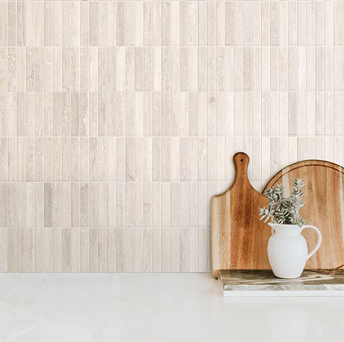 Lume Fingers Amalfi Cream - Gloss Finish - Lifestyle