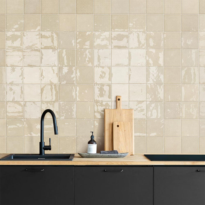 Tetra Fusion Sesame - Gloss Finish - Lifestyle