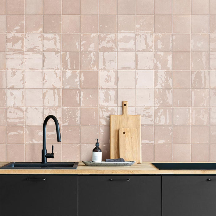 Tetra Origin Pink Salt - Gloss Finish - Lifestyle