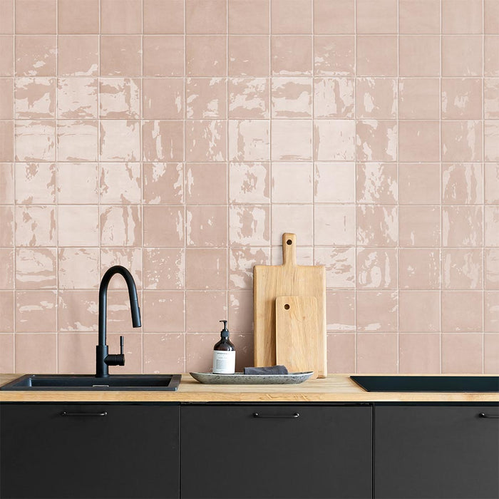 Tetra Nova Pink Salt - Gloss Finish - Lifestyle