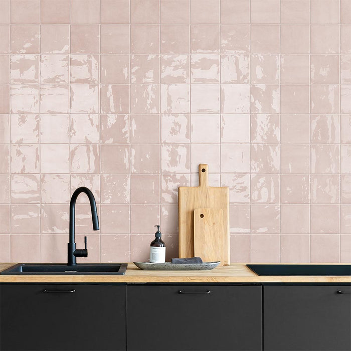 Tetra Nova Dried Petal - Gloss Finish - Lifestyle