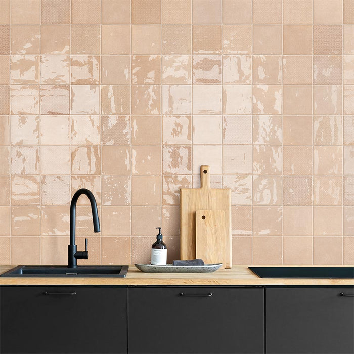 Tetra Fusion Clementine - Gloss Finish - Lifestyle